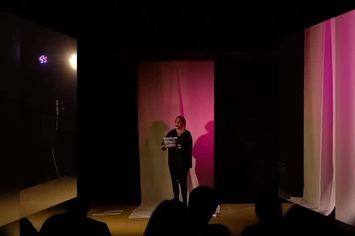 Teatro en el Centro Cultural Abelardo Castillo: presentan “Yo era una flor de la mañana”, con Marina Seery