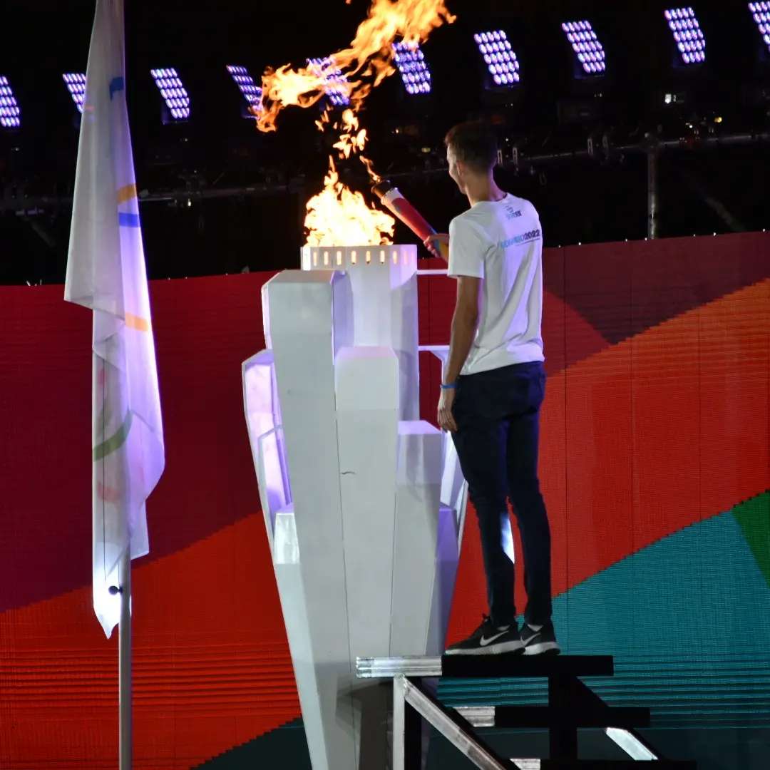 Se encendió el fuego de Rosario 2022, los primeros Juegos Suramericanos de la Juventud sin sampedrinos