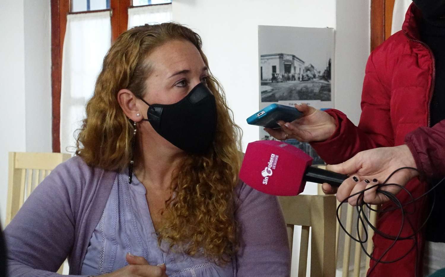 Marcela Cuñer aseguró que no amenazó a la periodista Jéssica Actis Dato y reconoció que hay pagos atrasados a artistas locales