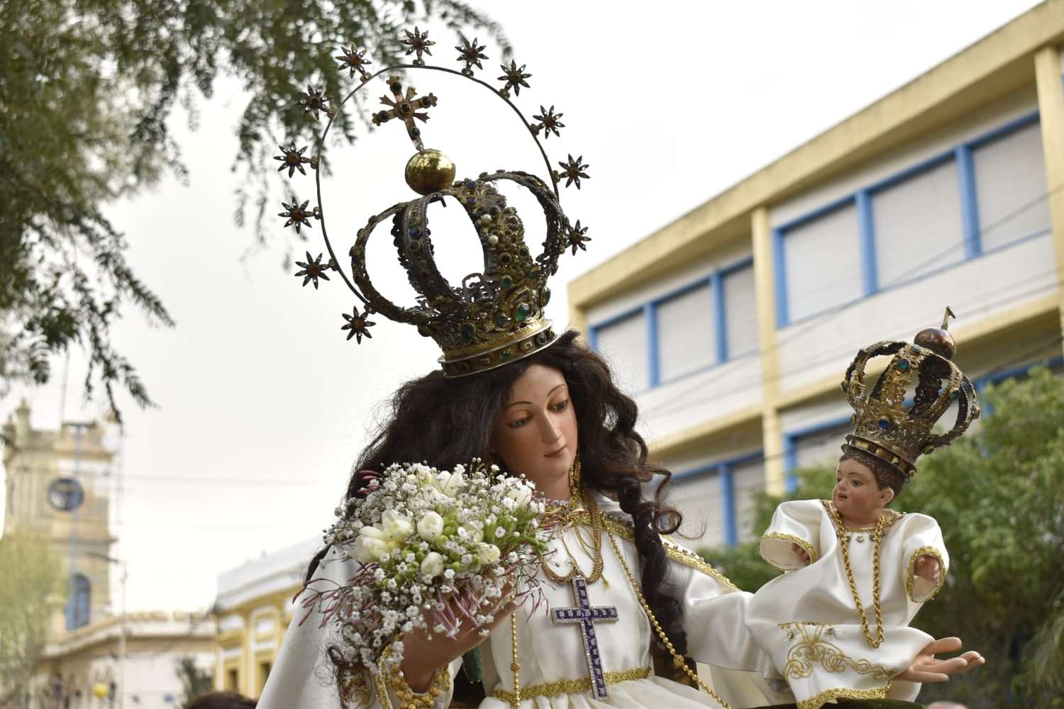 Día de Nuestra Señora del Socorro: procesión por las calles de San Pedro