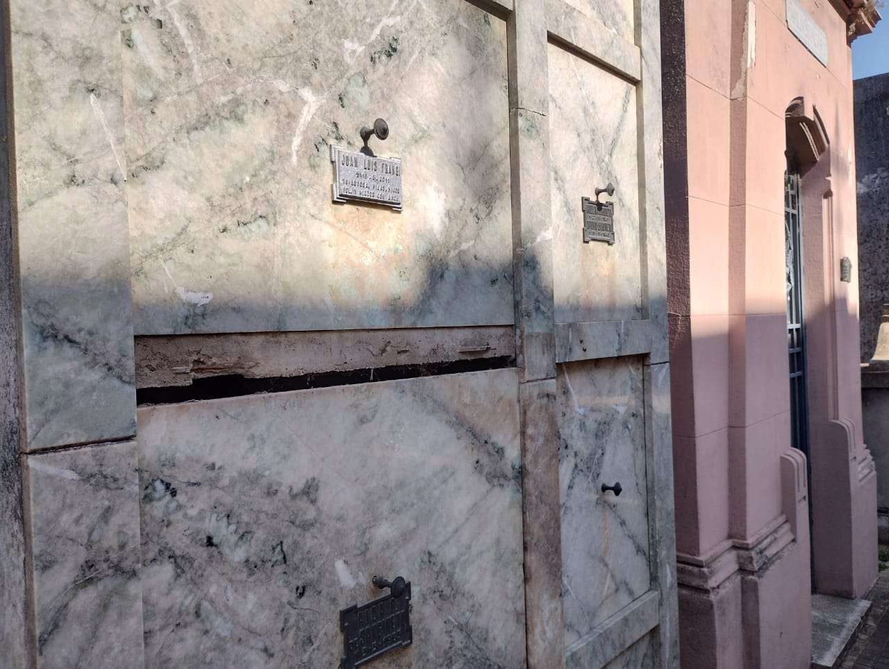 Vandalismo en el cementerio: “Estoy pidiendo que alguien diga que esto no va a volver a ocurrir”
