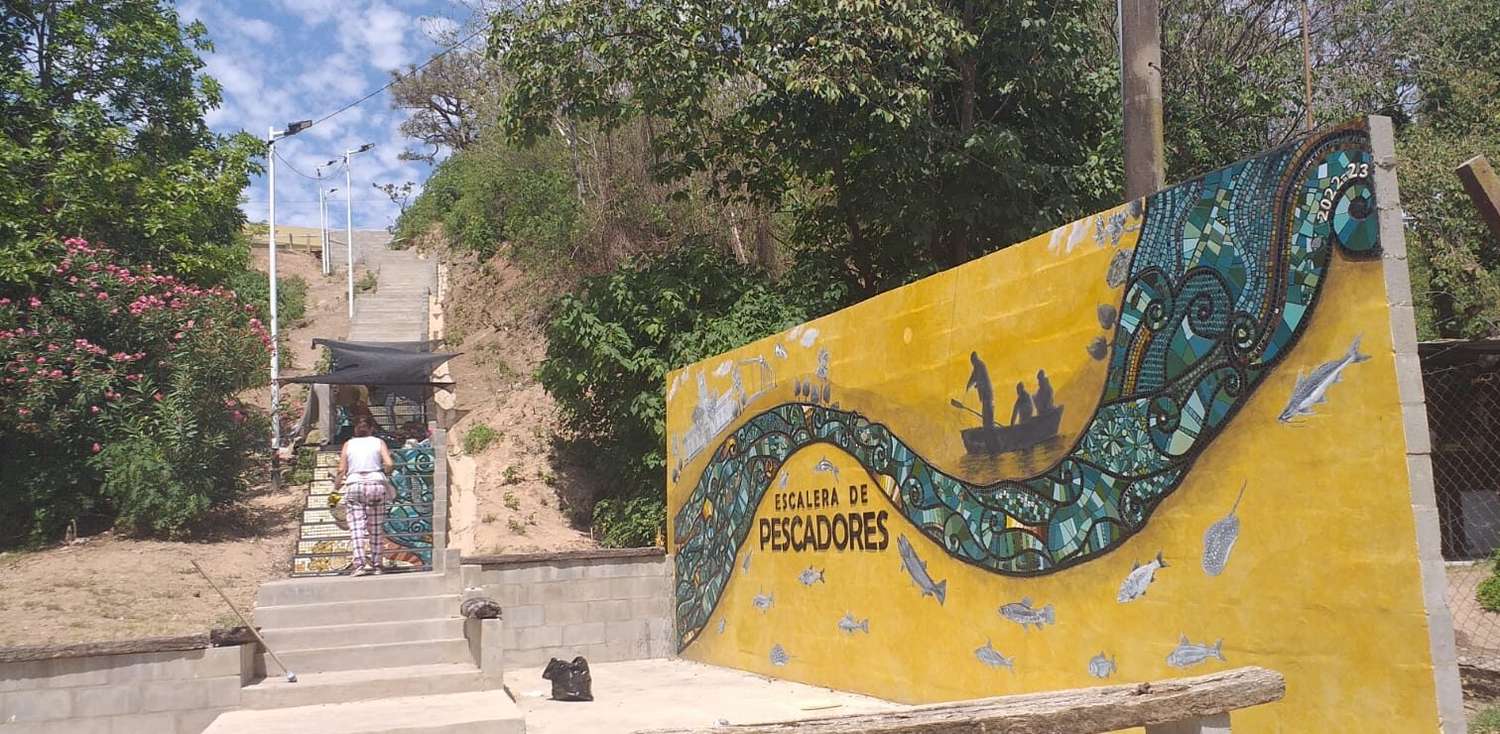 Escalera de Pescadores: inauguran el mural con los colores del río