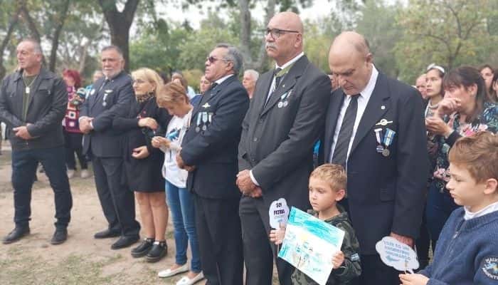 Malvinas: a 41 años de la guerra el homenaje a los veteranos y caídos en las islas argentinas