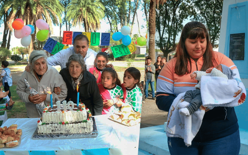 110 años de Río Tala: destacaron a Antonia y a Ciro, la más longeva y el último niño nacido