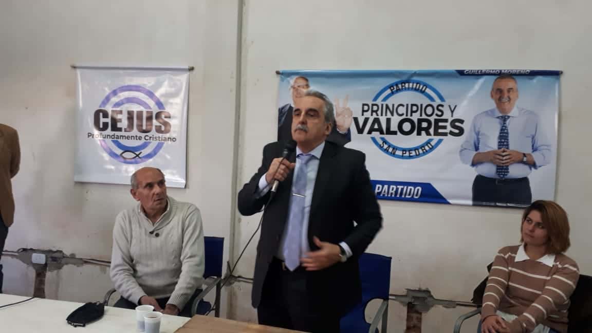 Guillermo Moreno llega a San Pedro, en campaña por la presidencia