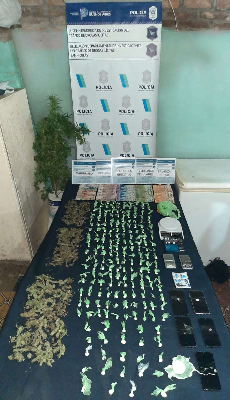 Drogas: 200 dosis de cocaína y marihuana secuestradas en un allanamiento en Bajo Puerto