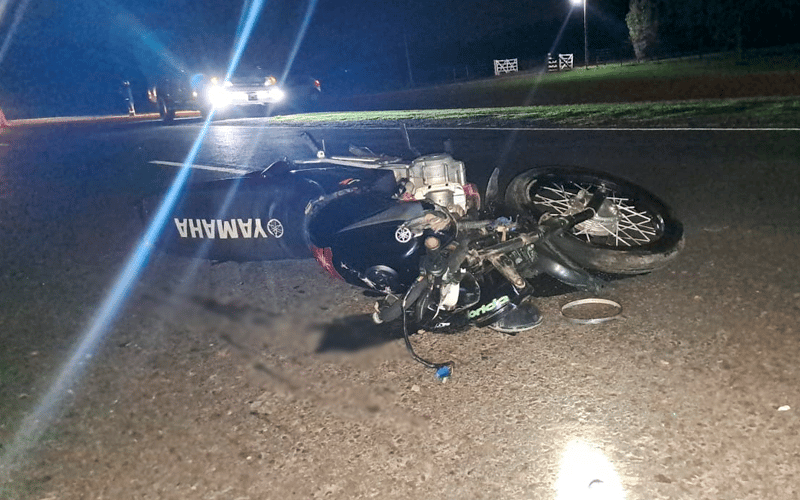 Grave accidente en ruta 191: motociclista impactó contra un tractor