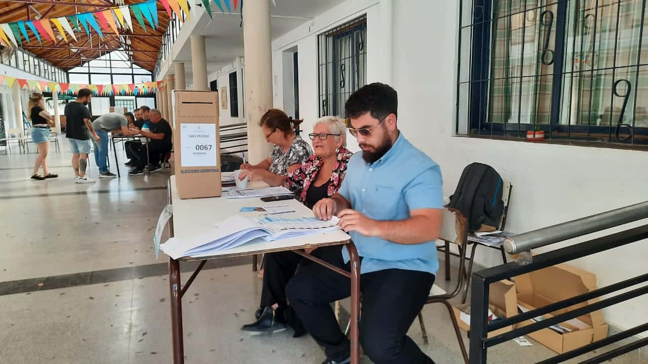 Massa o Milei: para las 16.30 había votado más del 60 % del padrón en San Pedro