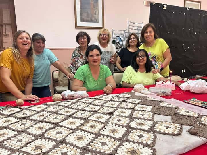 Basilia crochet: Un ángel para la Sociedad Italiana