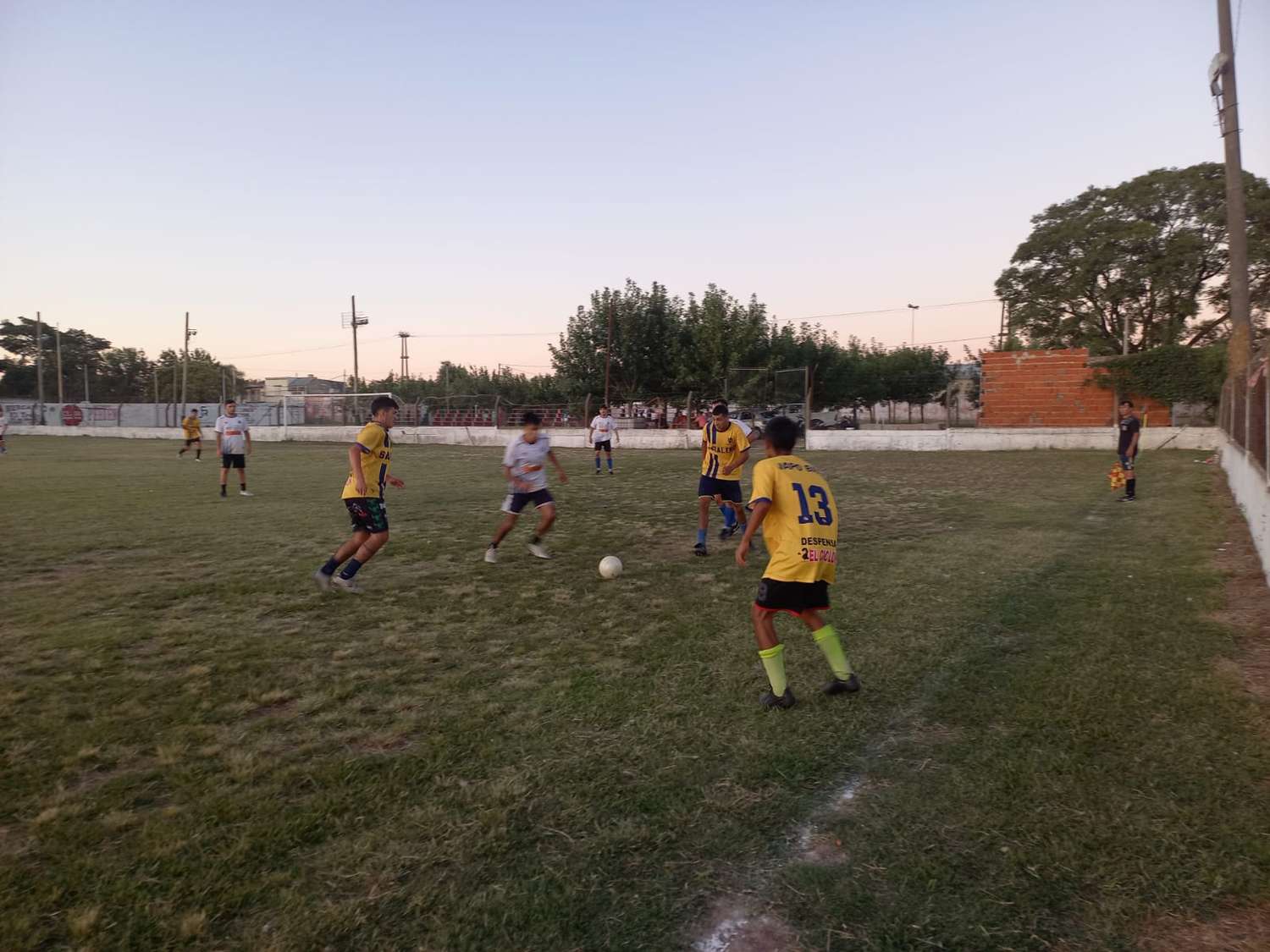 Fútbol: Central Córdoba venció a América y Agricultores visita a Sportivo