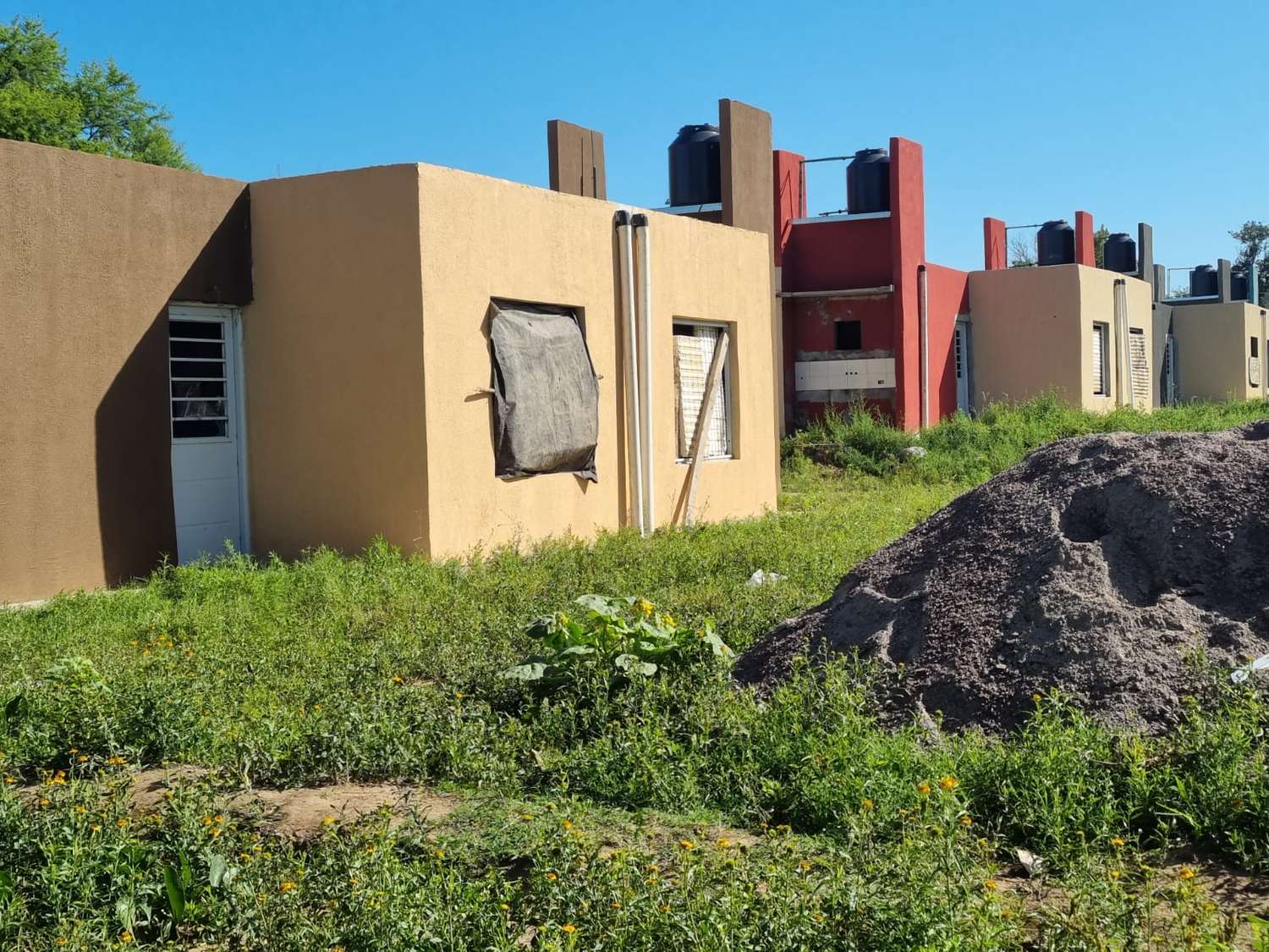 84 viviendas: qué medidas tomó la fiscal Viviani para evaluar la situación de los ocupantes de las casas