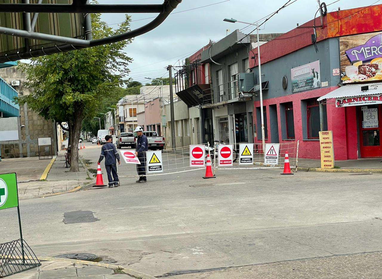 corte calles obra gas 25 de mayo y ayacucho