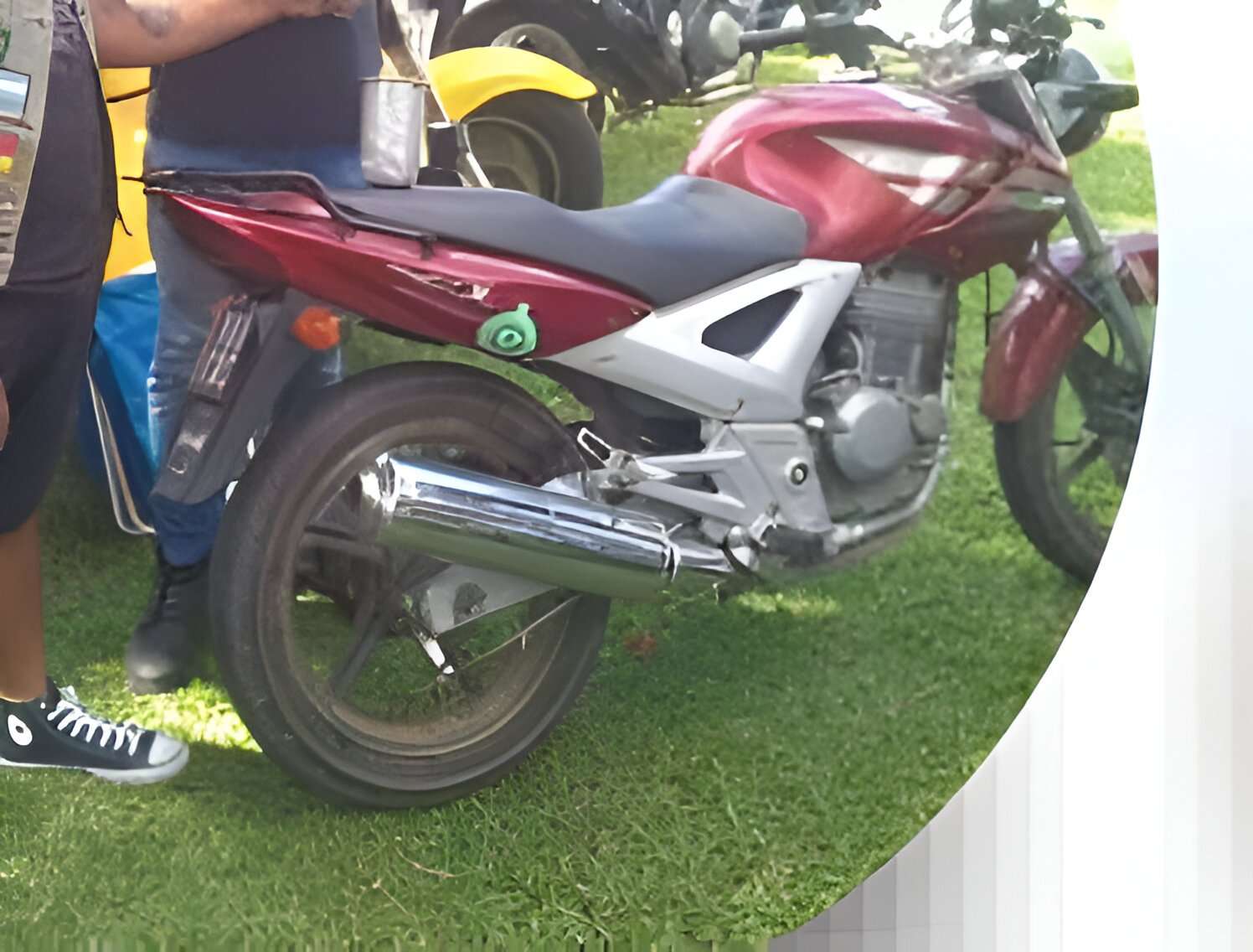 Encontraron la moto Honda Twister robada en calle Mitre al 2300