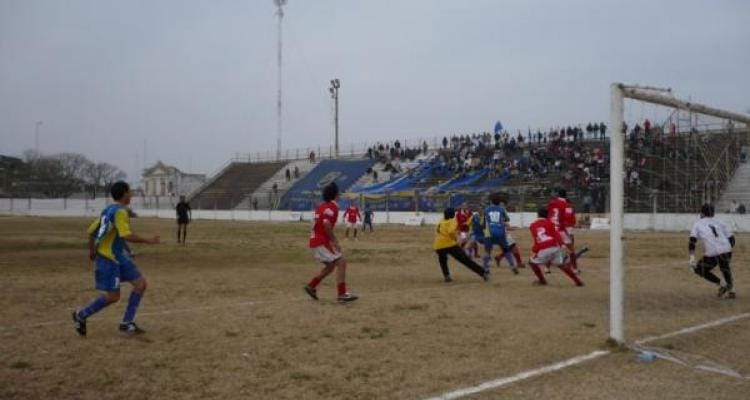 Mitre y Sportivo definirán el Torneo Apertura