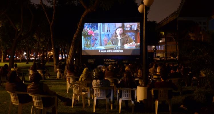 Enero y febrero con “Cine bajo las estrellas” en la plaza Belgrano