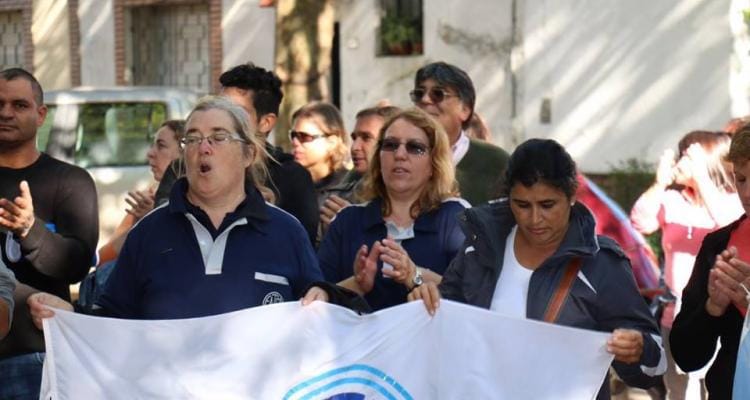 Conflicto Clínica San Martín: Municipio busca que obras sociales adelanten pagos