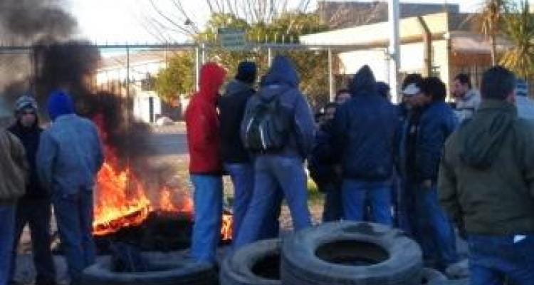 Manifestación en las puertas de Coplac