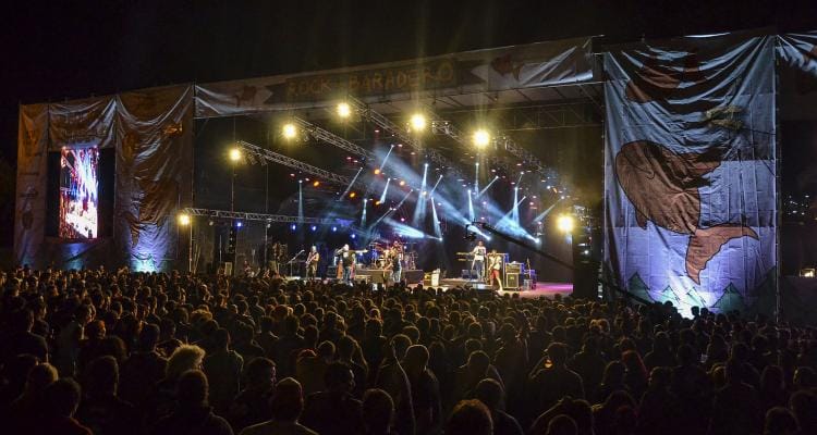 Baradero Rock 2020: Primer día del festival con La 25, Los Gardelitos y Nonpalidece