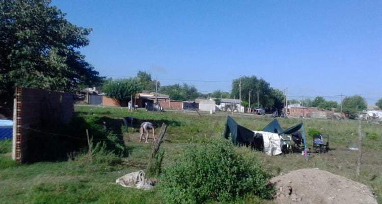 Usurpación en Boulevard Moreno y Benefactoras Sampedrinas: “Estamos a la espera del desalojo”