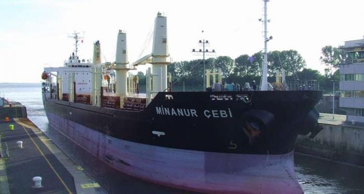 Puerto: El jueves arribará el primer convoy de barcazas provenientes de Paraguay