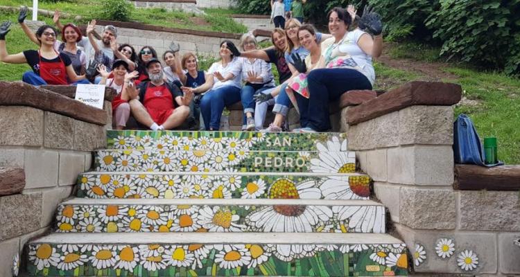 Mosaiquismo: Culminó el primer tramo de la Escalera de las Flores