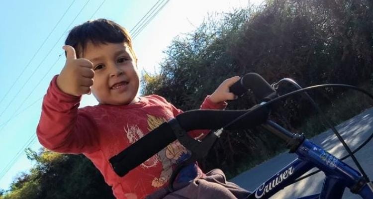 Choripaneada y rifa para ayudar a la familia de Waldemar, el niño de 4 años chocado por una moto