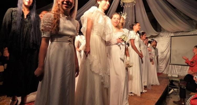 Emociones, amores, ajuares  y vestidos de novia en la historia de Santa Lucía