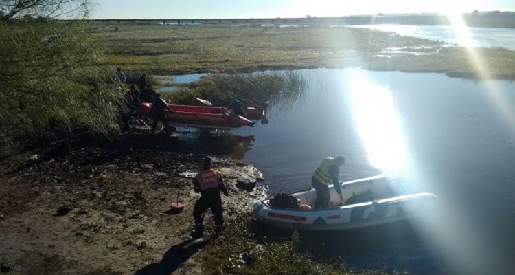 Despiden los restos de padre e hijo ahogados en el arroyo El Tala