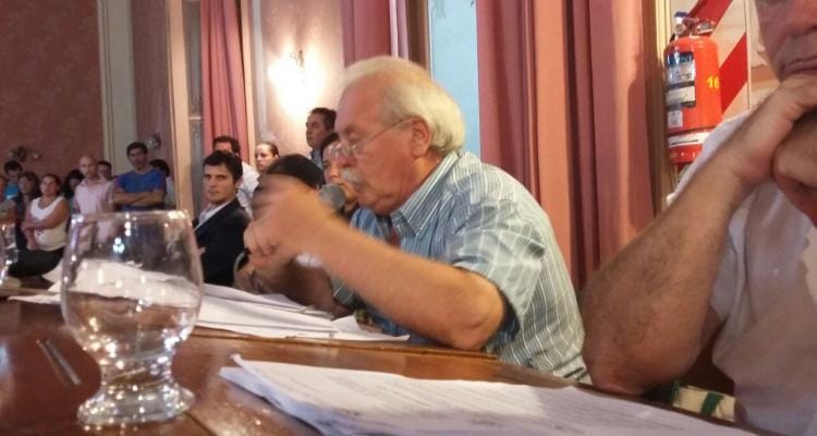Quintana acusó a un sindicalista de “aprietes” para que vote el aumento de tasas