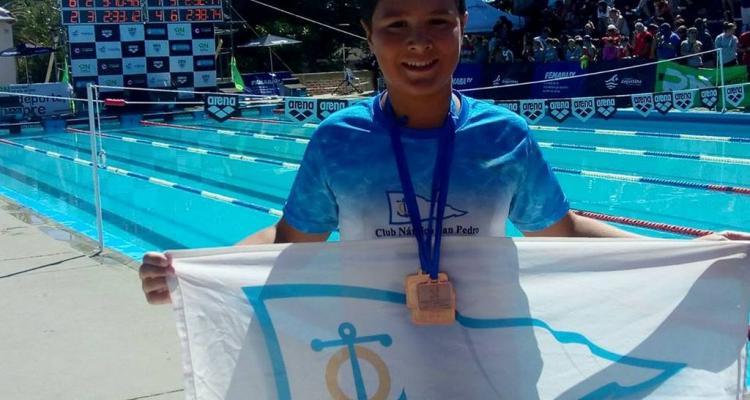 Raviola, Adrover y Mariani medallistas en el Argentino de menores