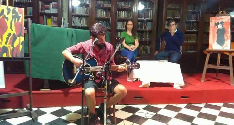 Alberto Aguilar presentó “Poemas marginales” en la Biblioteca Popular este sábado