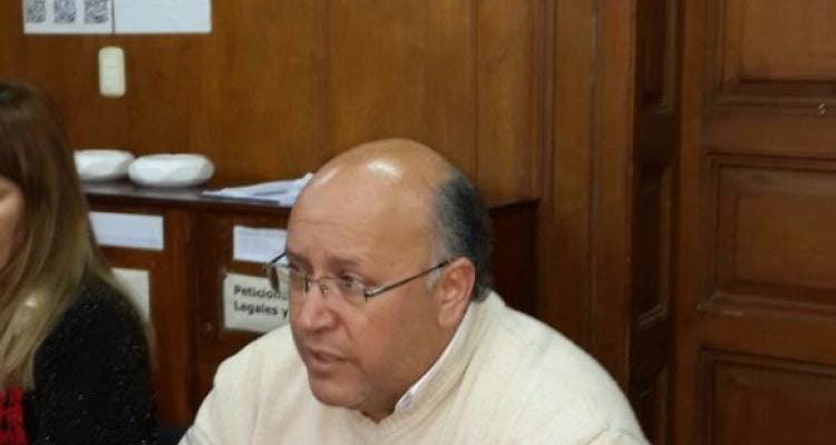 Juan Almada: “Monje y Bonachera brillan por su ausencia”