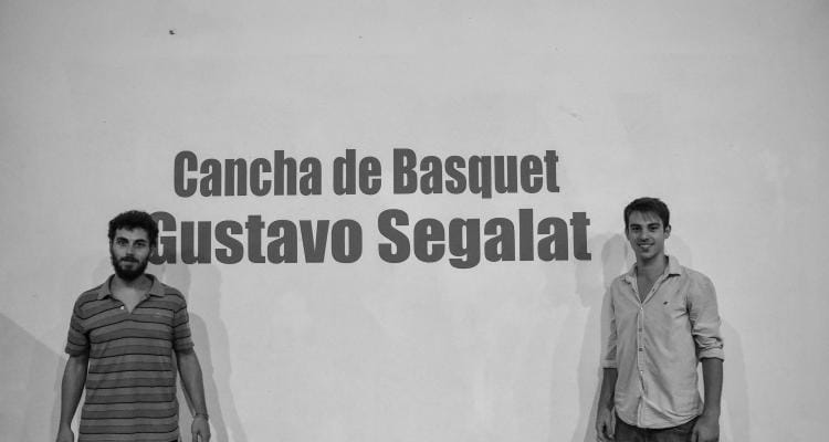 Gustavo Segalat “puso” su nombre en la cancha