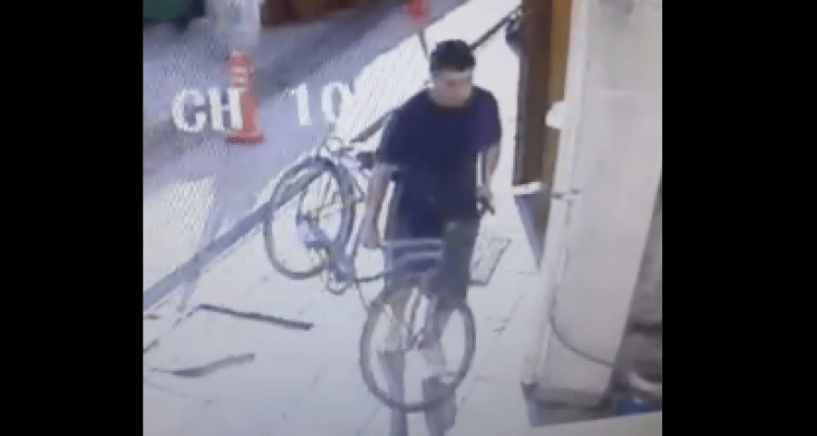Robó una bicicleta del Sanatorio Coopser y fue registrado por las cámaras de seguridad