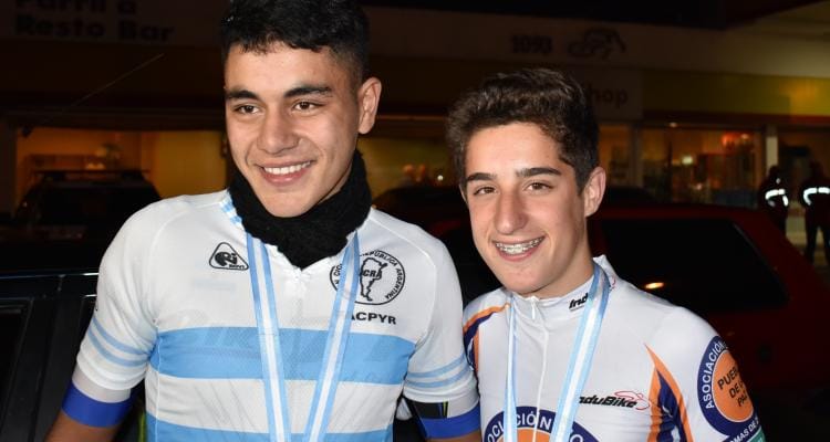 Promesas sampedrinas: El futuro del ciclismo está en Juan José Paz y Francisco Chipolini
