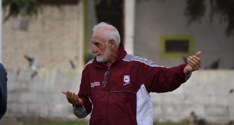 Héctor Storti: “Mitre tiene buenos jugadores, con buena técnica y rápidos, puede andar bien en el Regional”