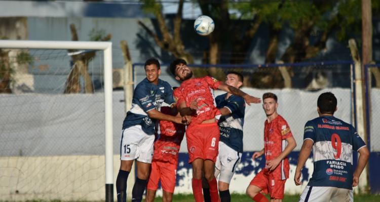 Torneo Regional: Mitre mereció más pero no pudo doblegar a Sportivo y quedaron a mano en el debut