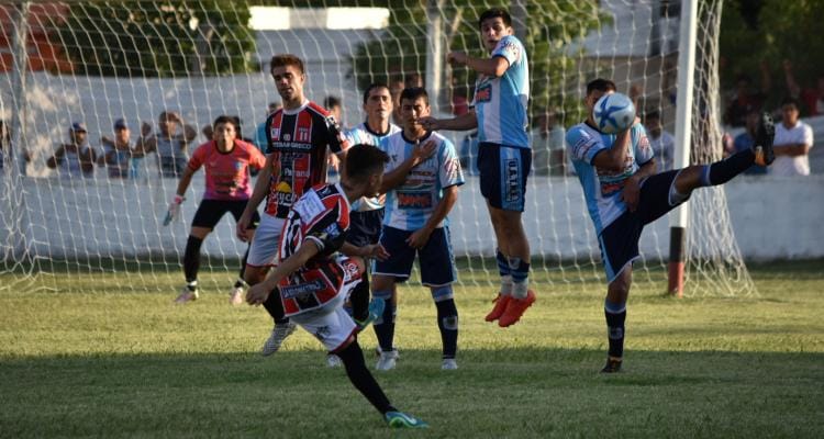 Federal C: En un partido caliente, Paraná revivió y sumó una victoria clave