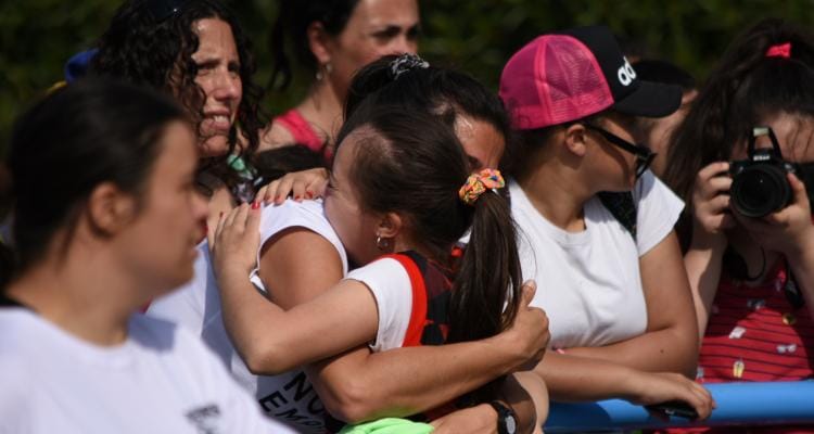 Juegos Bonaerenses 2019: La historia detrás de la foto del emotivo abrazo de Milagros Oliveto a su entrenadora