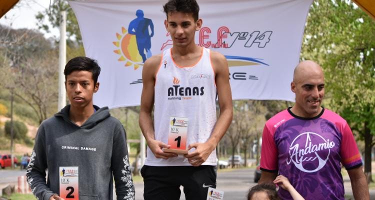 Rodrigo Salazar y Laura González ganaron los 10K del CEF Corre