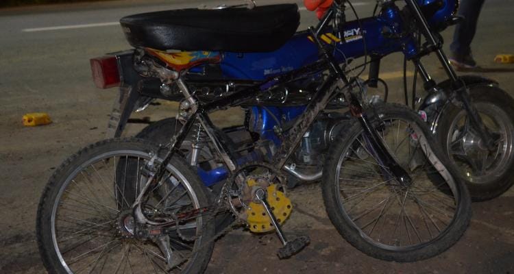 Accidente de bicicleta y moto: Un menor de 8 años y un bebé heridos