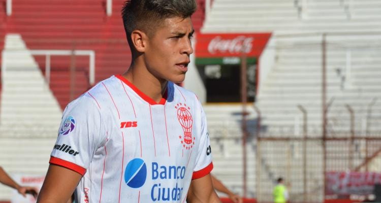 Sebastián Ramírez festejó su primer gol en la máxima división con Huracán