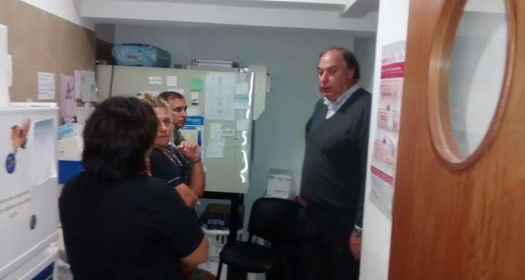 Barbieri recorrió el Hospital y dialogó con los trabajadores de cada servicio