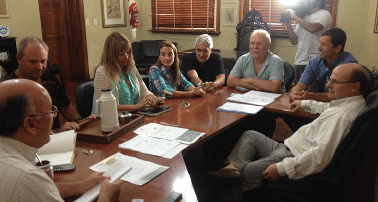 Concejales e instituciones  quieren una reunión con Granados