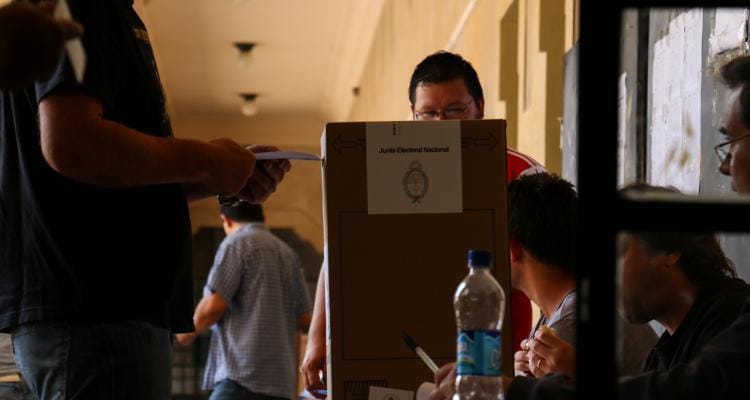 Balotaje 2015: El boca de urna que da ganador a Mauricio Macri