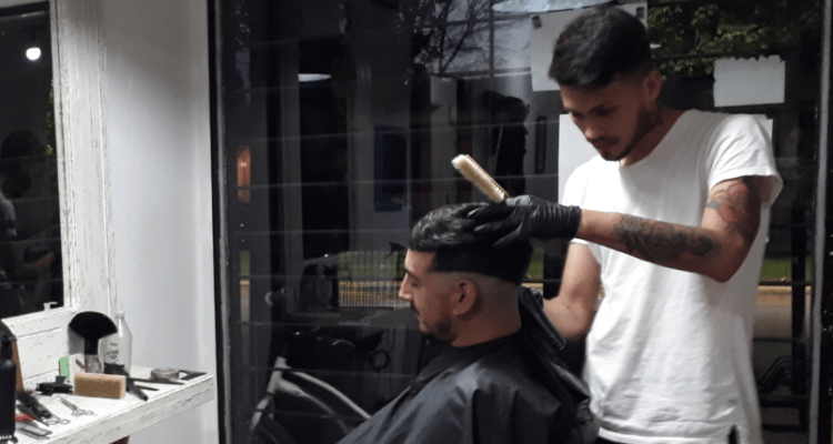 Cuarentena: Cómo deben atender peluquerías y viveros para no ser sancionados