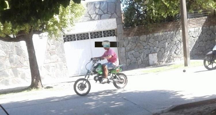 Secuestran moto que manejaba nena de 11 años sin documentos ni casco