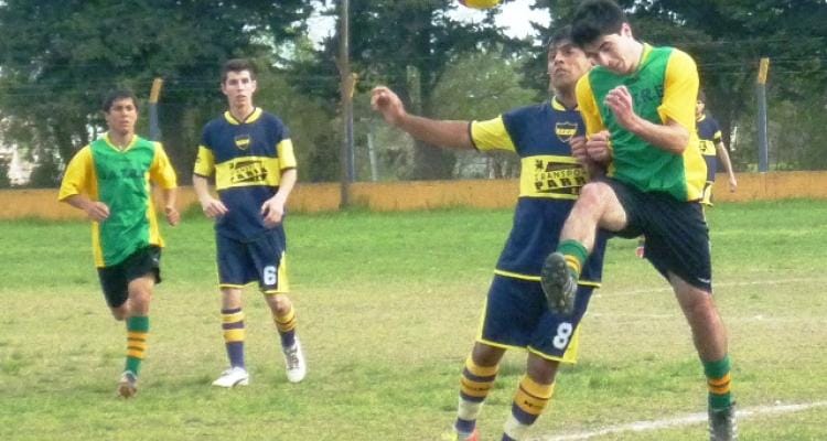 Fútbol: San Roque cita jugadores