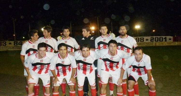 Fútbol: Con dos goles de Arrieta, Paraná venció a Defensores