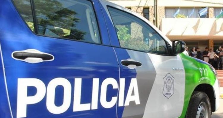 El motociclista que huyó tras accidente en Villa Igoillo se comunicó con la joven lesionada y le dio “el seguro”